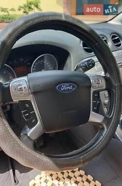 Мінівен Ford S-Max 2006 в 