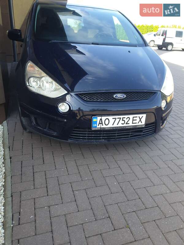 Минивэн Ford S-Max 2006 в Виноградове