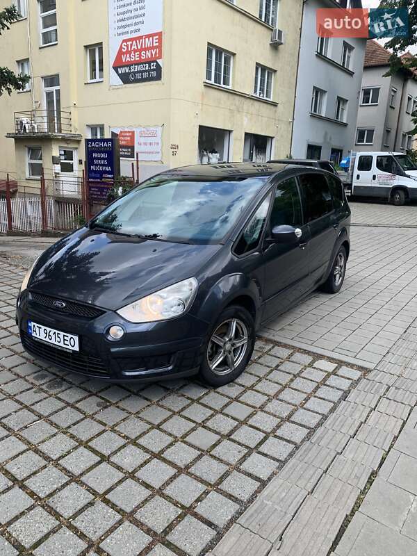 Минивэн Ford S-Max 2008 в Калуше