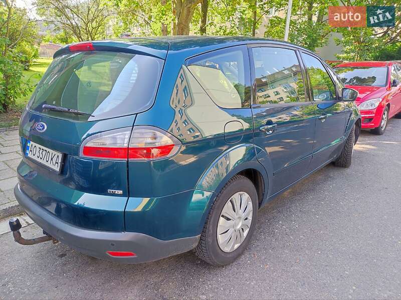 Минивэн Ford S-Max 2008 в Вилке