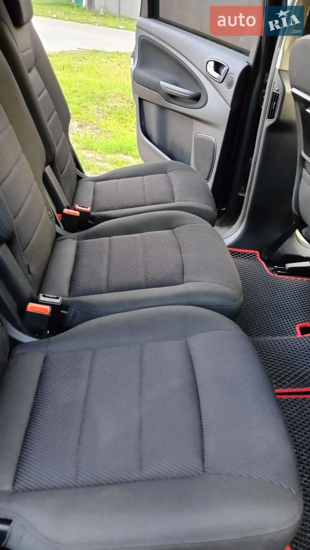 2012 Ford S-MAX - мініатюра 18