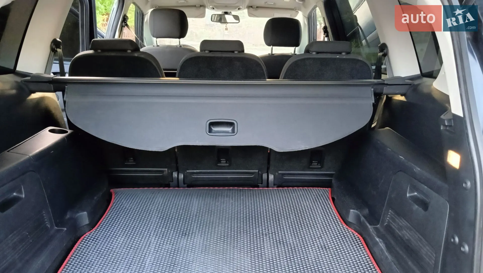 2012 Ford S-MAX - мініатюра 19