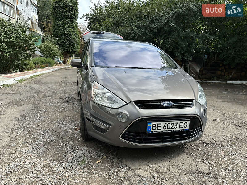 Минивэн Ford S-Max 2013 в Николаеве