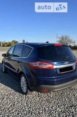 Минивэн Ford S-Max 2012 в Черновцах