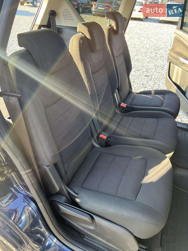 Мінівен Ford S-Max 2012 в Чернівцях