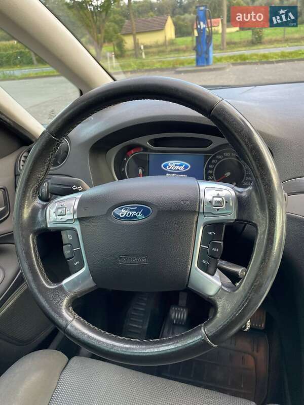 Мінівен Ford S-Max 2006 в Києві