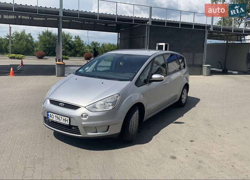Минивэн Ford S-Max 2008 в 