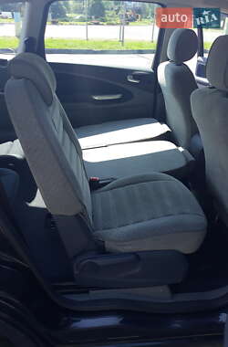 Минивэн Ford S-Max 2008 в 