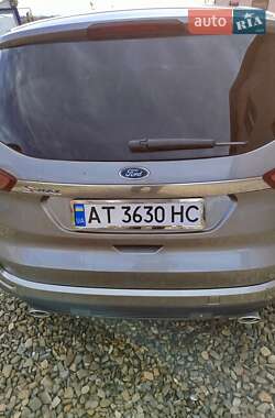 Минивэн Ford S-Max 2015 в 