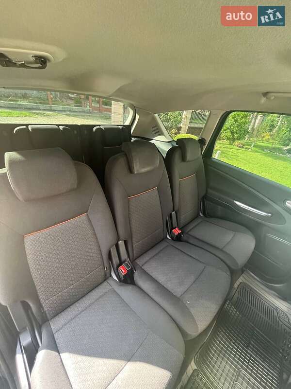 Минивэн Ford S-Max 2009 в Самборе