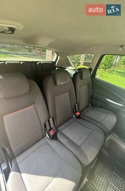 Минивэн Ford S-Max 2009 в 
