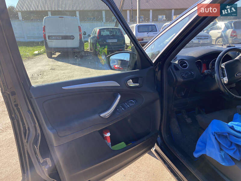 Минивэн Ford S-Max 2009 в Дубно
