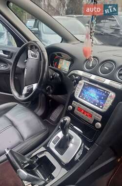 Мінівен Ford S-Max 2010 в 