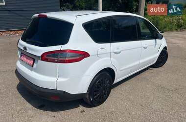 Минивэн Ford S-Max 2013 в 