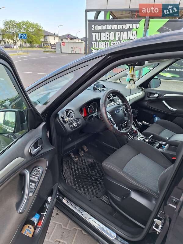 Минивэн Ford S-Max 2013 в Хмельницком