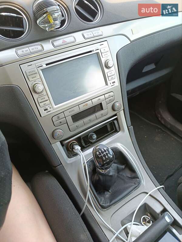 Минивэн Ford S-Max 2007 в Броварах