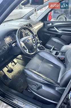 Минивэн Ford S-Max 2010 в 