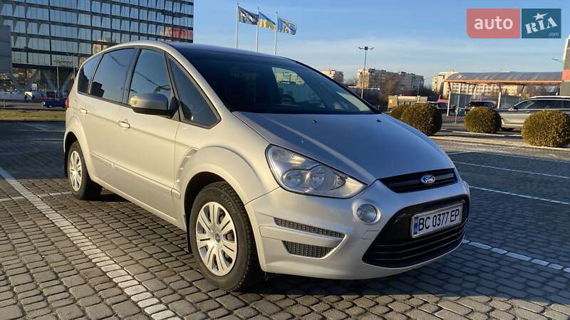 Ford S-Max 2010