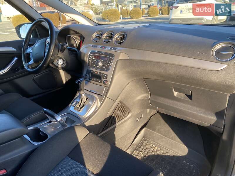Мінівен Ford S-Max 2010 в Львові