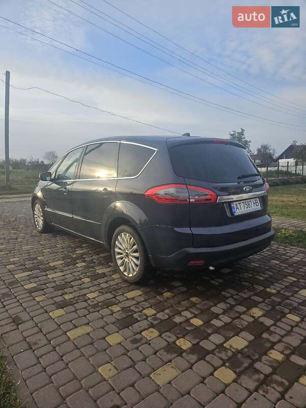 Мінівен Ford S-Max 2013 в Снятині