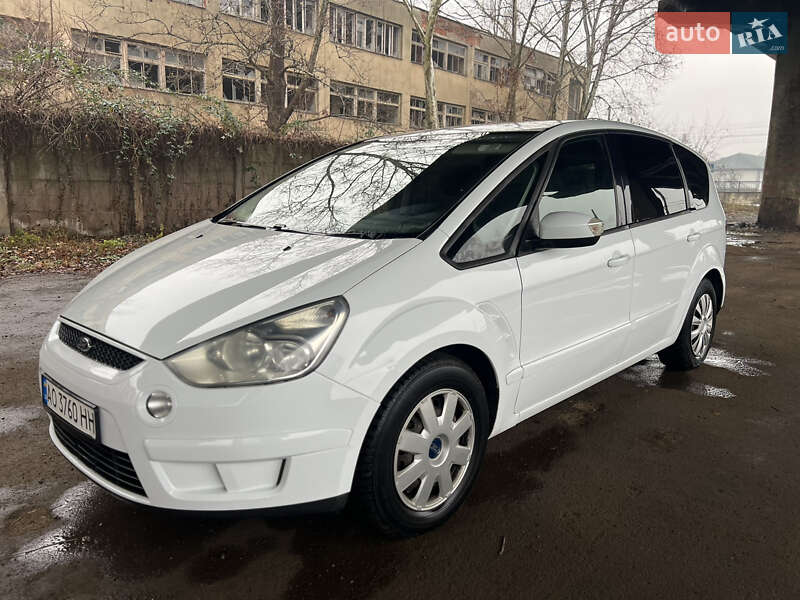 Минивэн Ford S-Max 2008 в Мукачево