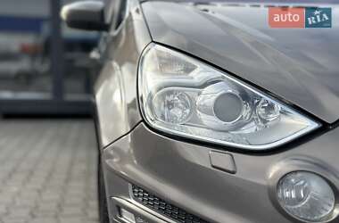 Минивэн Ford S-Max 2011 в 
