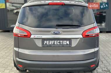 Минивэн Ford S-Max 2011 в 