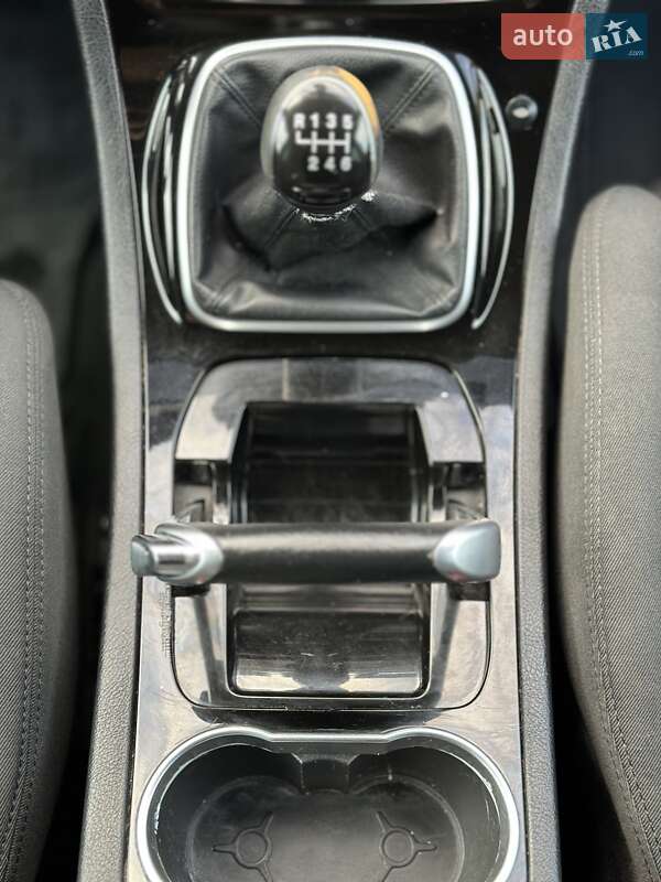 Мінівен Ford S-Max 2011 в Чернівцях фото 31 Мінівен Ford S-Max 2011 в Чернівцях