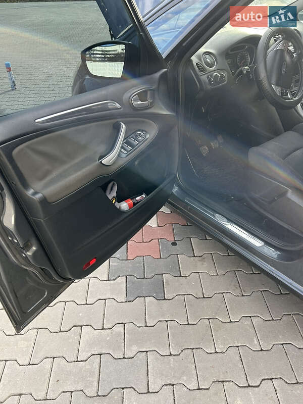 Минивэн Ford S-Max 2007 в Теофиполе