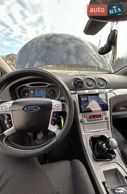 Минивэн Ford S-Max 2007 в 