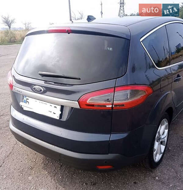 Мінівен Ford S-Max 2014 в Южному