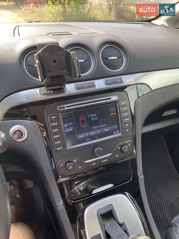 Мінівен Ford S-Max 2014 в Южному