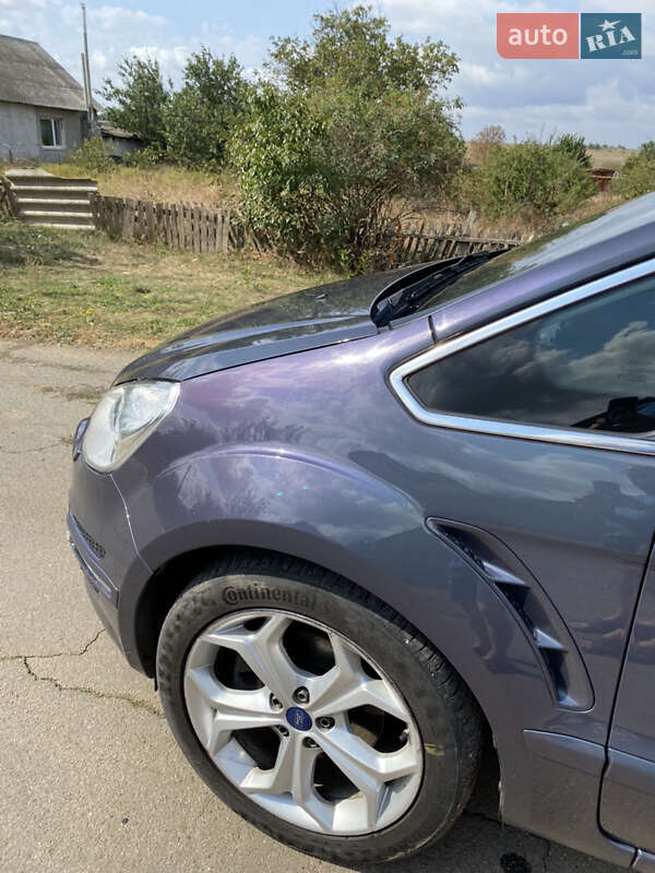 Мінівен Ford S-Max 2014 в Южному