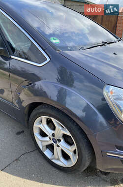 Минивэн Ford S-Max 2014 в 