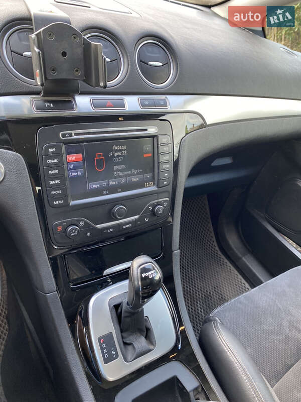 Мінівен Ford S-Max 2014 в Южному