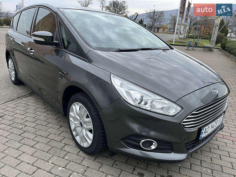 Минивэн Ford S-Max 2016 в Виноградове