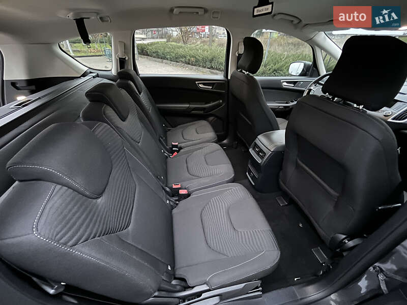 Минивэн Ford S-Max 2016 в Виноградове