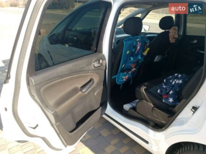 Минивэн Ford S-Max 2012 в Дубровице