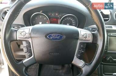 Минивэн Ford S-Max 2012 в 