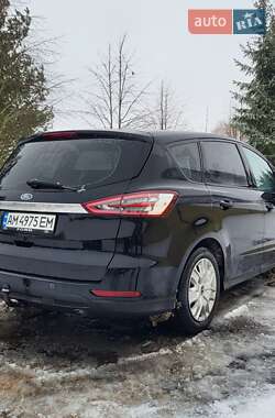 Мінівен Ford S-Max 2016 в 