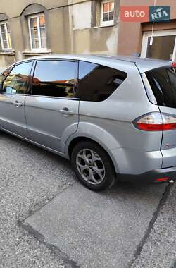 Мінівен Ford S-Max 2009 в 