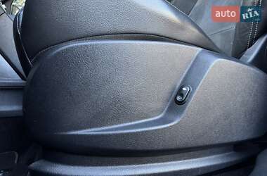 Минивэн Ford S-Max 2009 в 