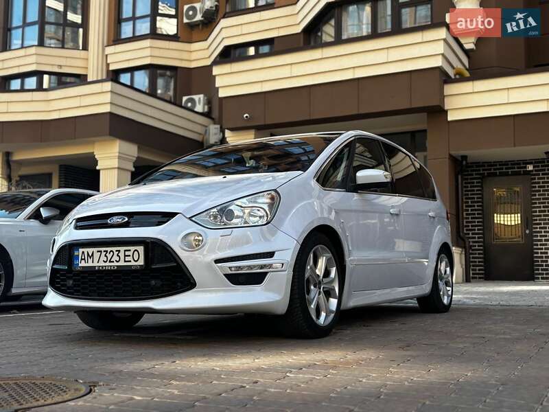 Мінівен Ford S-Max 2014 в Житомирі
