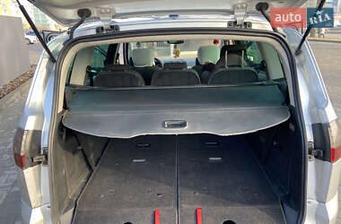 Минивэн Ford S-Max 2006 в 