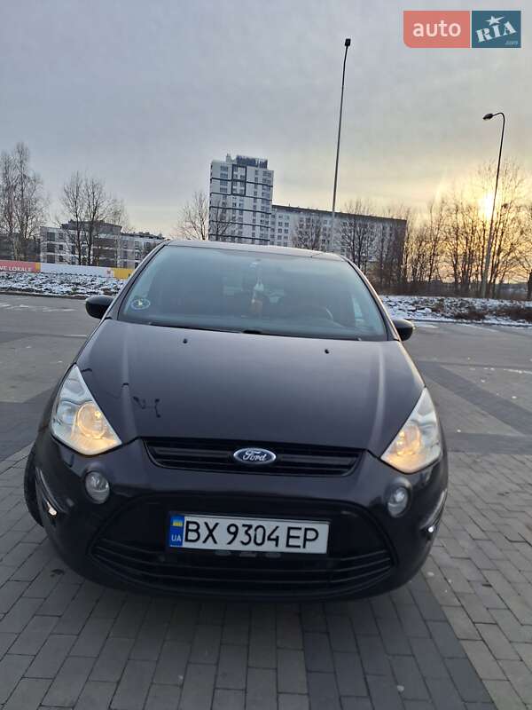 Минивэн Ford S-Max 2013 в Хмельницком