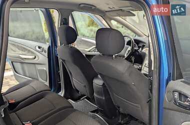 Минивэн Ford S-Max 2006 в 