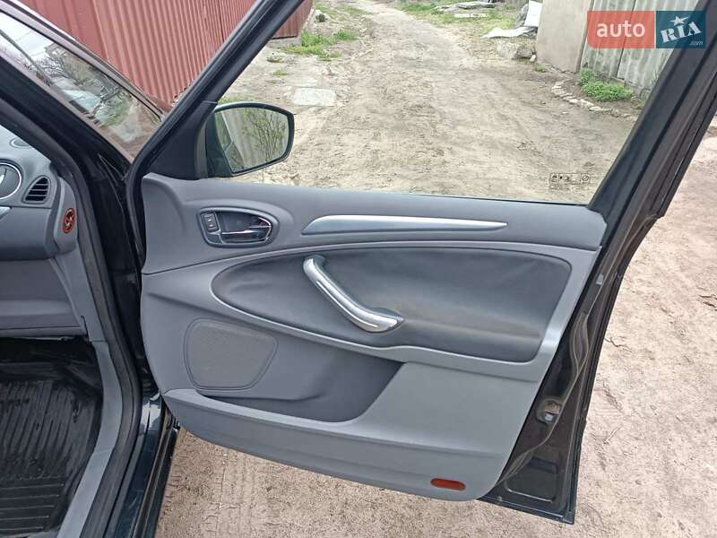 Минивэн Ford S-Max 2007 в Николаеве фото 22 Минивэн Ford S-Max 2007 в Николаеве