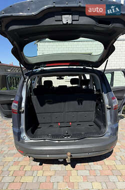 Минивэн Ford S-Max 2010 в 
