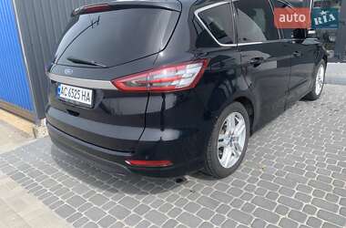 Минивэн Ford S-Max 2015 в 