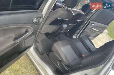 Мінівен Ford S-Max 2011 в 